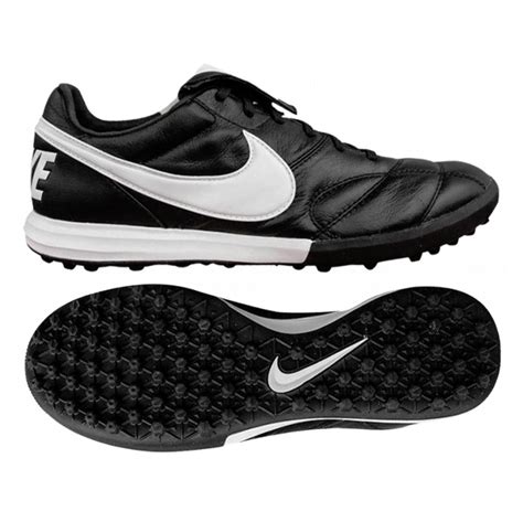 artificial grass soccer boots.